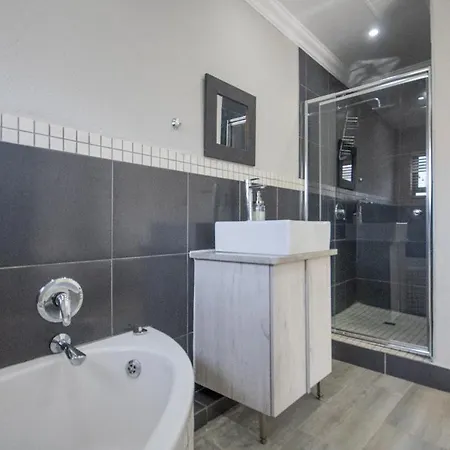 Apartment At Magalies Edge Hartbeespoort Exterior photo