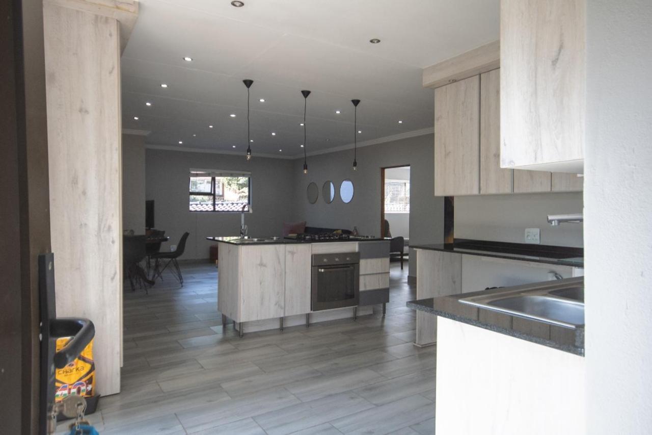 Apartment At Magalies Edge *